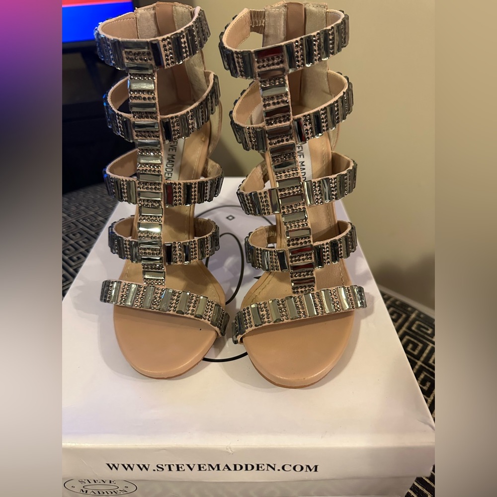 Steve Madden Famme Heels